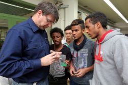 An der Handwerkskammer werden junge, minderjährige Flüchtlinge auf eine AUsbildung vorbereitet