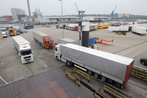 Die Ro-pax-Fähre - Regina Seaways - kommt aus dem litauischen Klaipeda