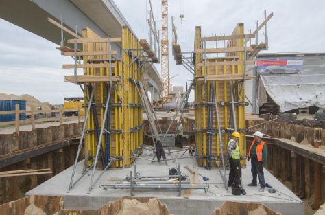 Installation der zweiten Brücke über die Stör im Verlauf der A23 bei Itzehoe