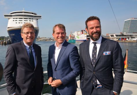 07 vl Buchholz Kaempfer Claus Foto Port of Kiel