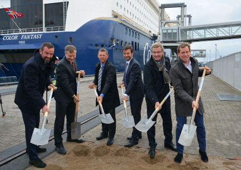 Erster Spatenstich Landstromanlage Norwegenkai Foto PORT OF KIEL